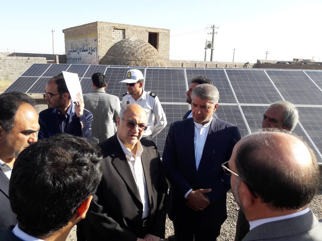 نیروگاه خورشیدی روستای ساقی انار افتتاح شد