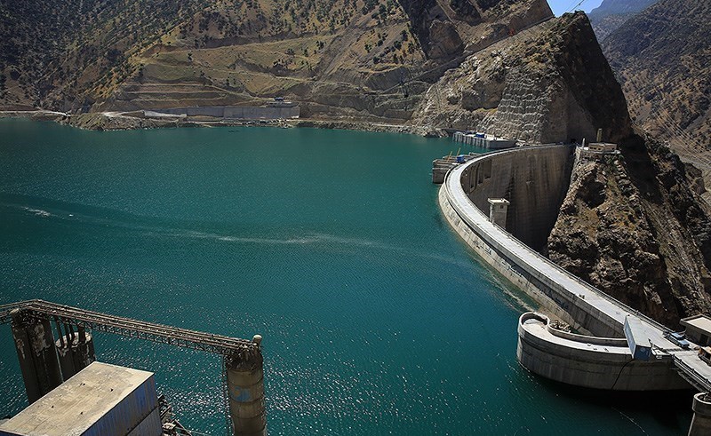 ذخیره هزار و ۴۳۹ میلیون متر مکعب آب در سد‌های فارس