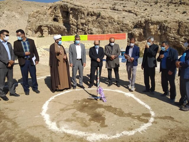 افتتاح و آغاز عملیات اجرایی ۴ طرح صنعتی در داراب