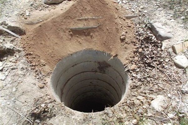 ۲۷۵ حلقه چاه غیرمجاز کشاورزی در مرودشت پلمب شد