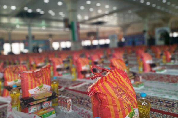 بیش از ۱۰ هزار بسته معیشتی در شیراز توزیع می‌شود