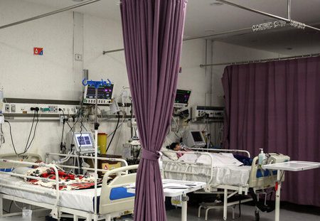کاهش موارد بستری بیماران مبتلا به کرونا در فارس