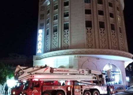 ۷ زن از محاصره آتش و دود مجتمع پزشکان در شیراز نجات یافتند