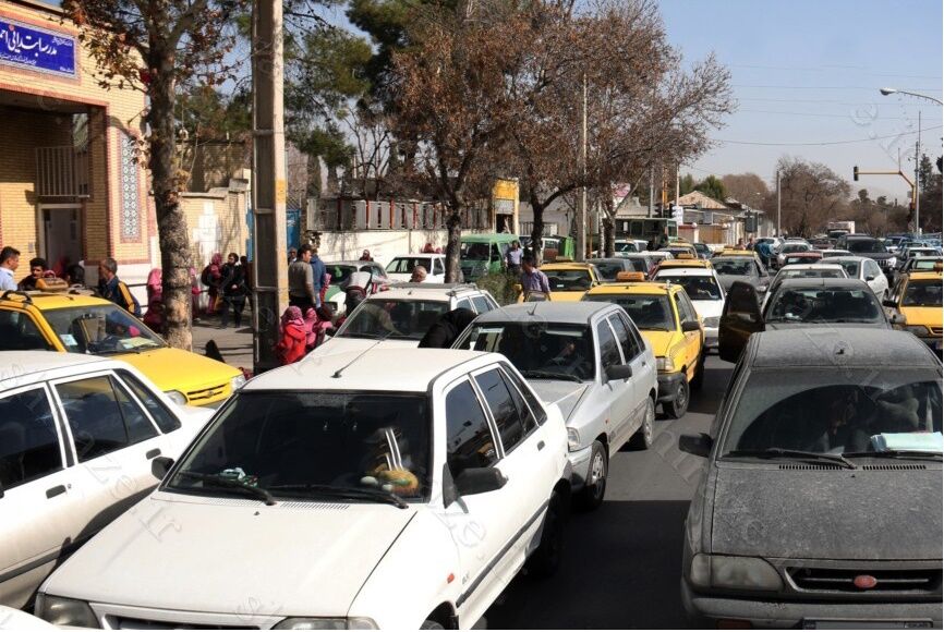 گره های ترافیکی ناشی از بازگشایی مدارس شیراز برطرف می شود