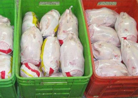 توزیع بیش از ۳۵ هزار تن مرغ منجمد در استان فارس 