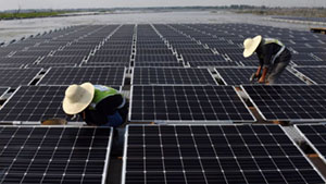 سامانه های خورشیدی برق مصرفی ۱۵ روستای فارس را تامین می کنند