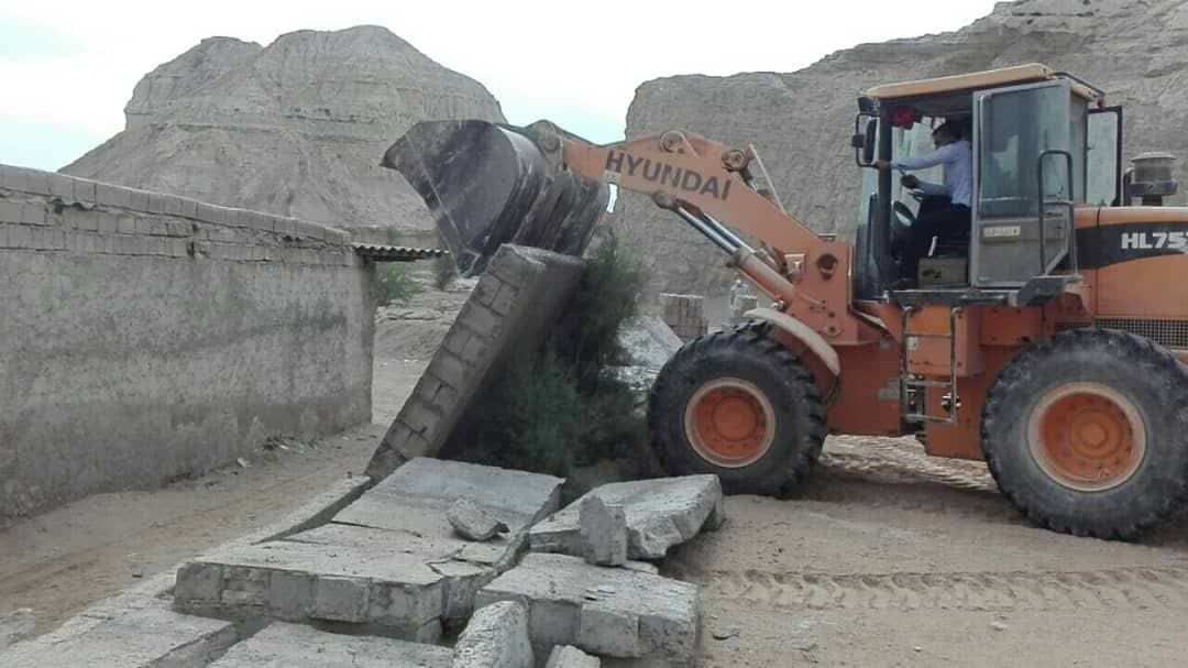 ۳۰ هزار مترمربع از اراضی ملی در خفر فارس رفع تصرف شد