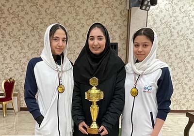 دختران شناگر شیرازی چندین رکورد ملی را جابه جا کردند