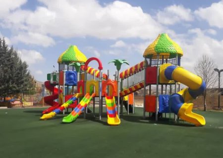 «بزرگترین مجموعه بازی پلی‌اتیلن شهرستان انار در پارک امامزاده نصب می‌شود»