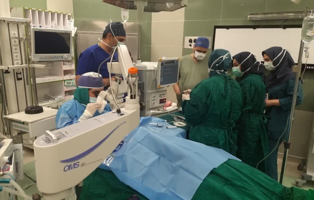 اولین عمل جراحی چشم در بیمارستان انار انجام شد