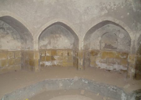 حمام تاریخی لطف‌آباد انار برای سرمایه‌گذاری اجاره داده می‌شود